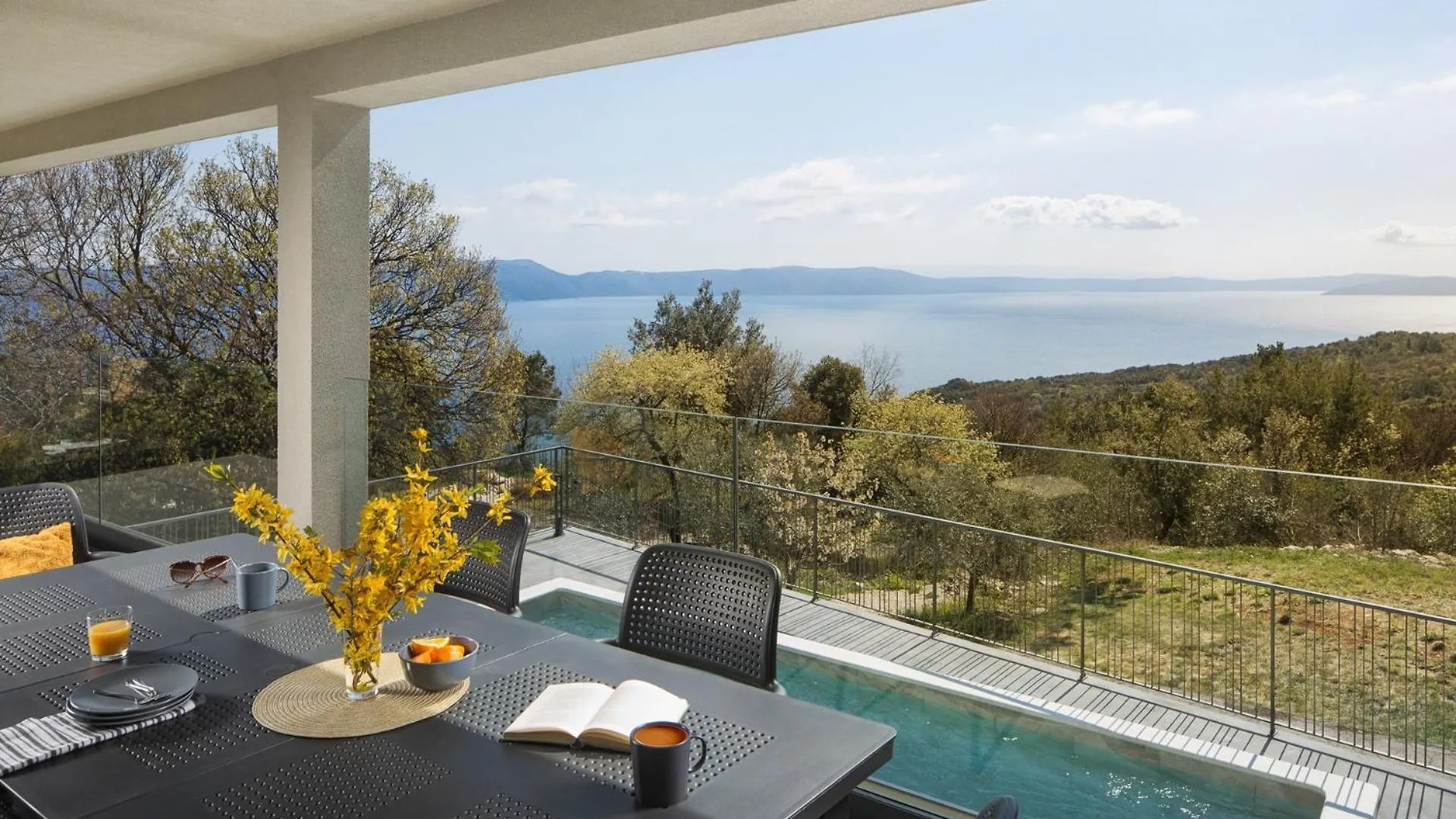 Beautiful Villa Lipa With Pool contacts